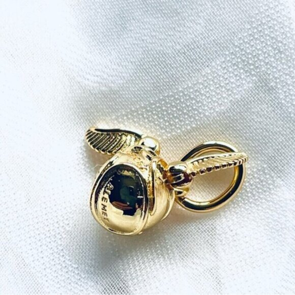 ✨ NWOT Spinning Time Turner Charm & Golden Snitch Wings Charm – Harry Potter ✨ - Picture 9 of 14